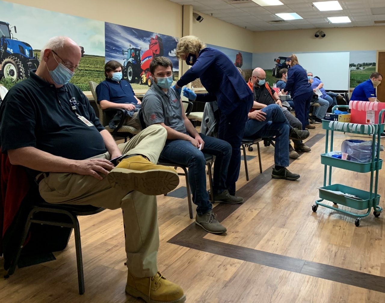 Read more about the article CNH Industrial Hosts Onsite Vaccine Clinic at Manufacturing Site in New Holland, Pennsylvania
