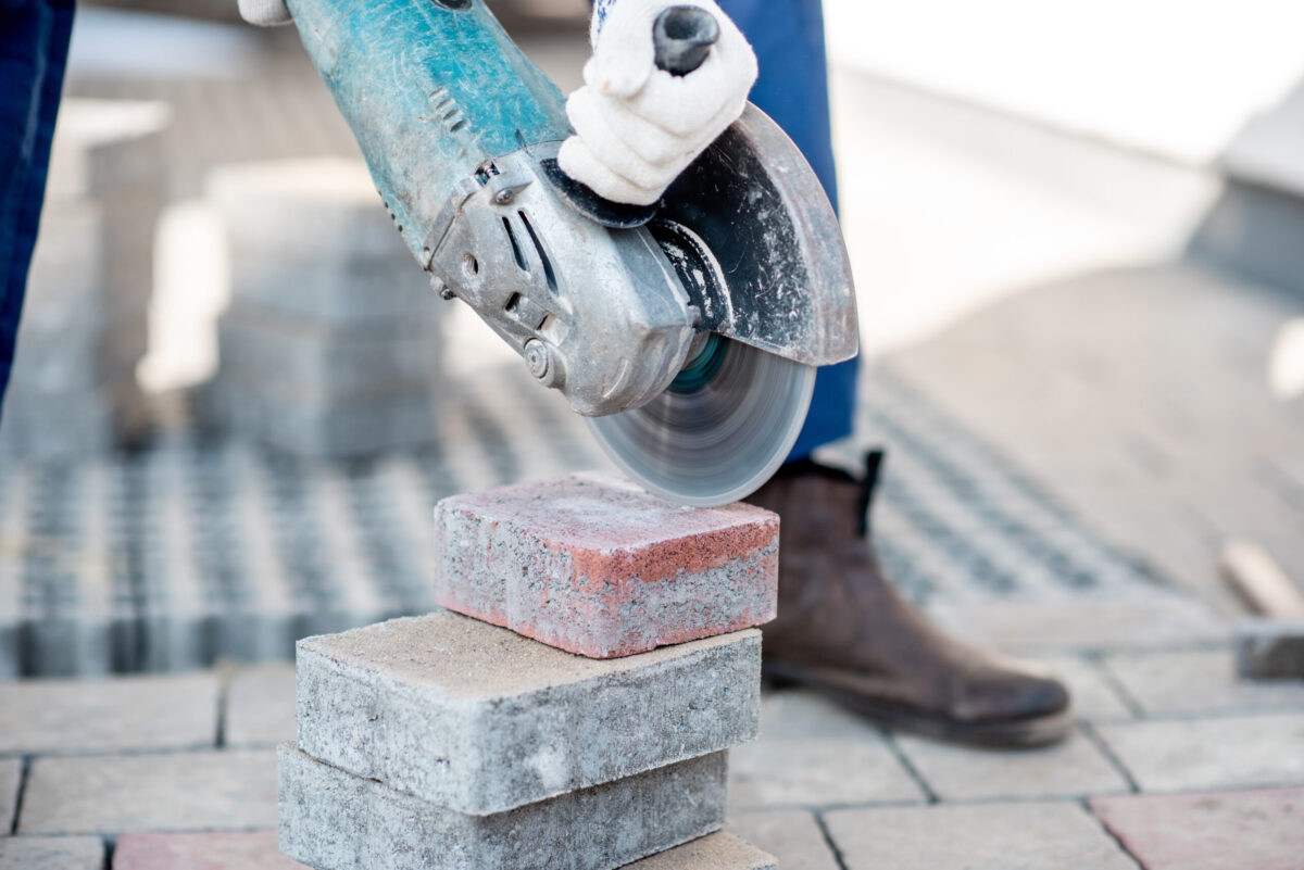 Read more about the article OSHA Silica Dust Emphasis Program Exposes Safety Awareness Gap